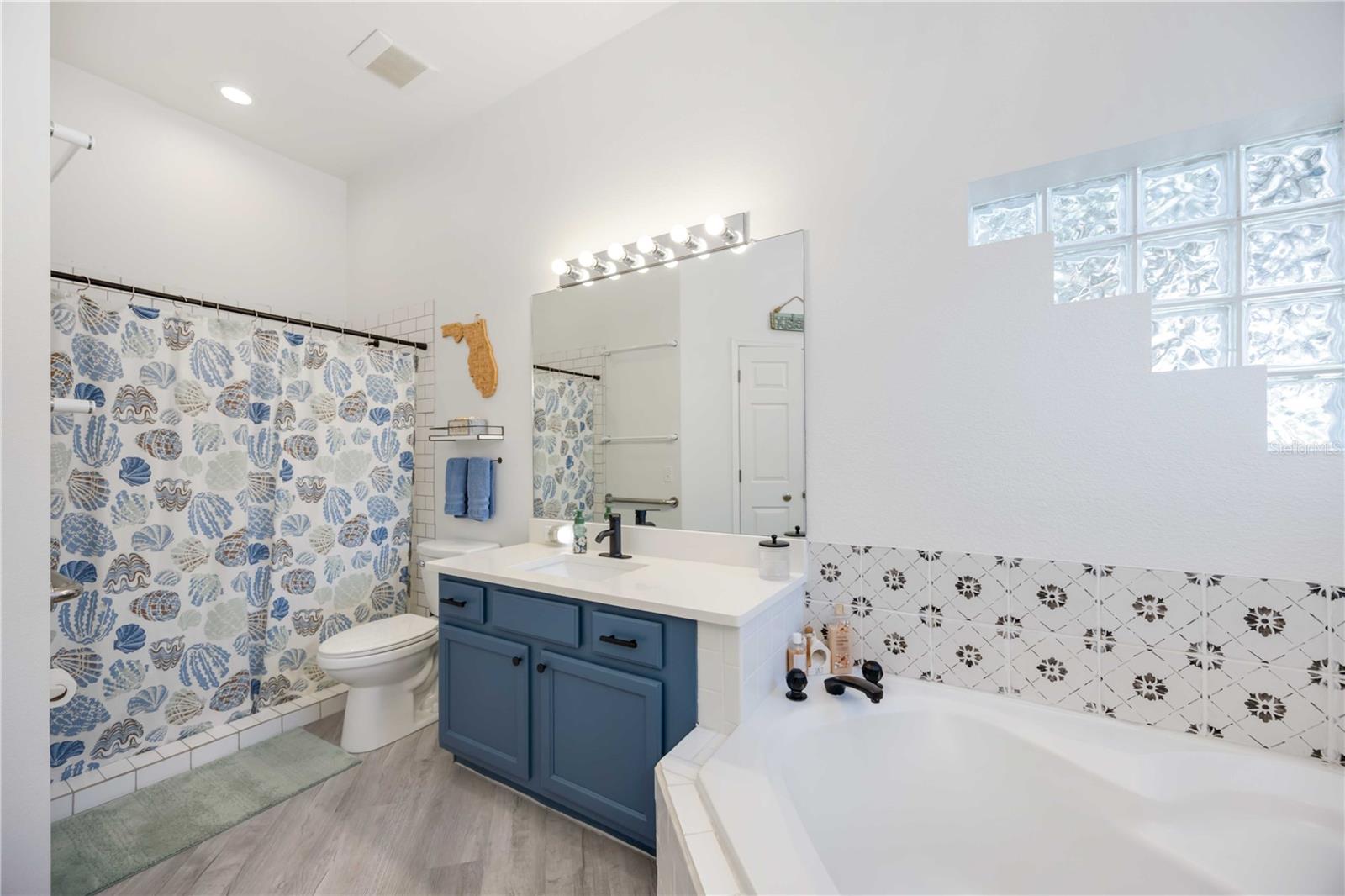 Image 18 of 25 For 4307 Manfield Drive