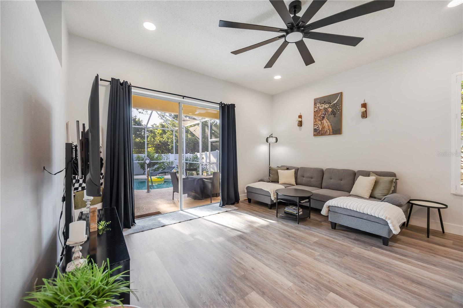 Image 5 of 25 For 4307 Manfield Drive