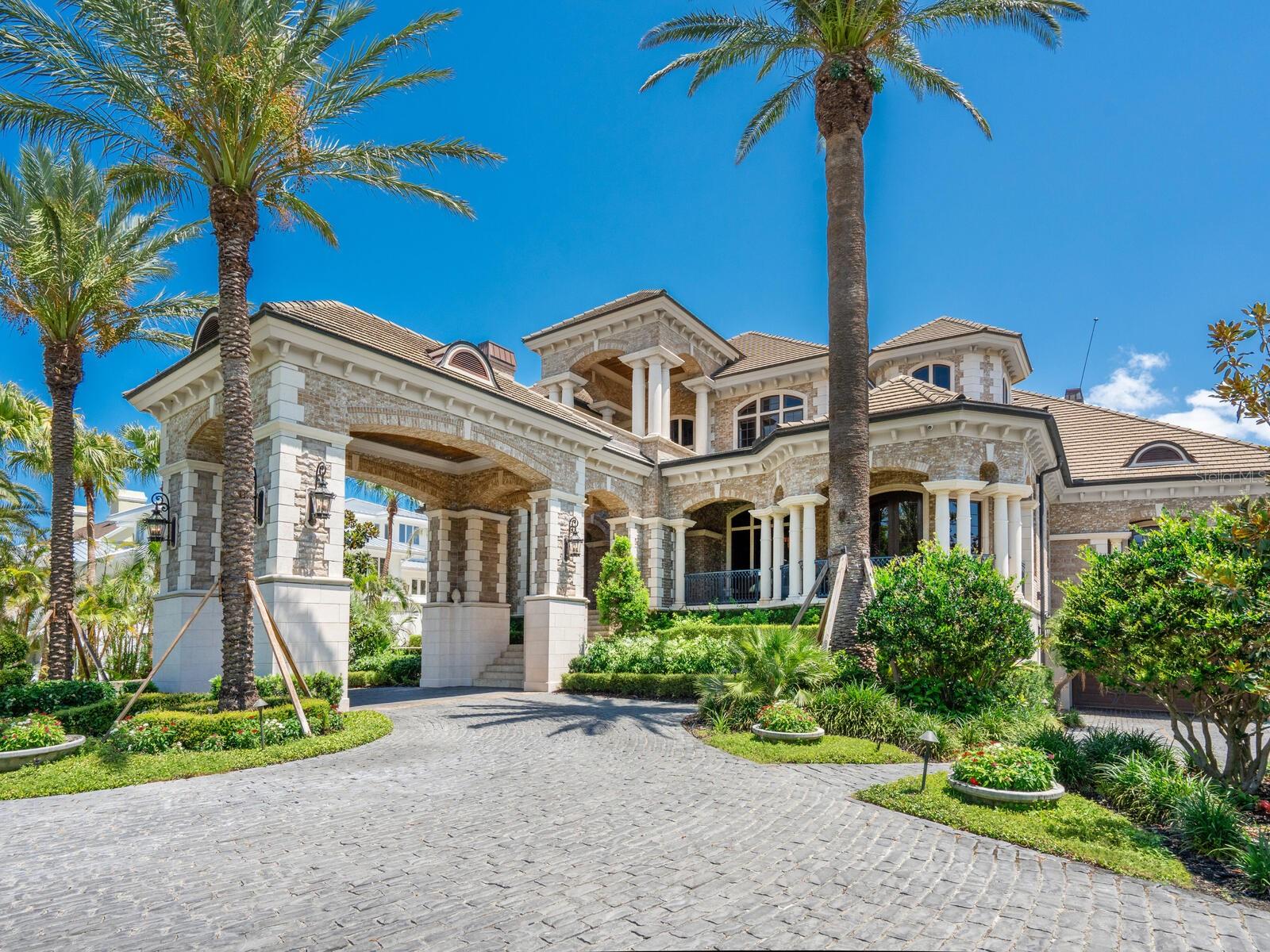 Image 13 of 86 For 1423 & 1435 Hillview Drive