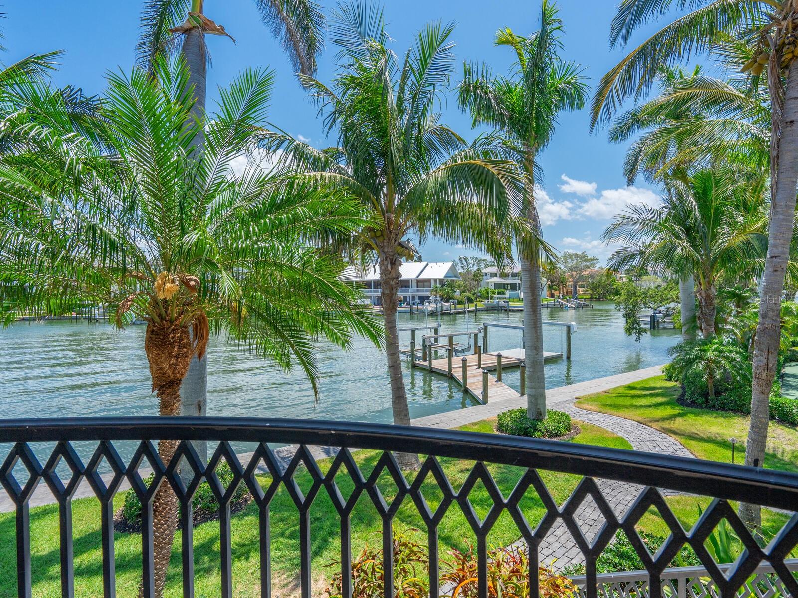 Image 38 of 86 For 1423 & 1435 Hillview Drive