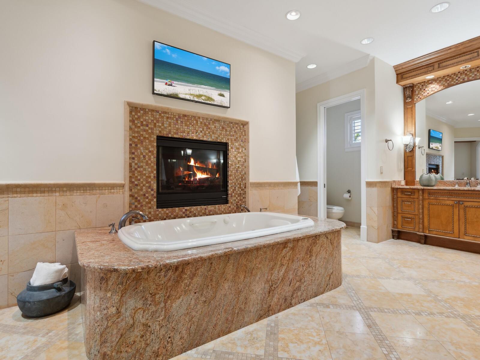 Image 43 of 86 For 1423 & 1435 Hillview Drive