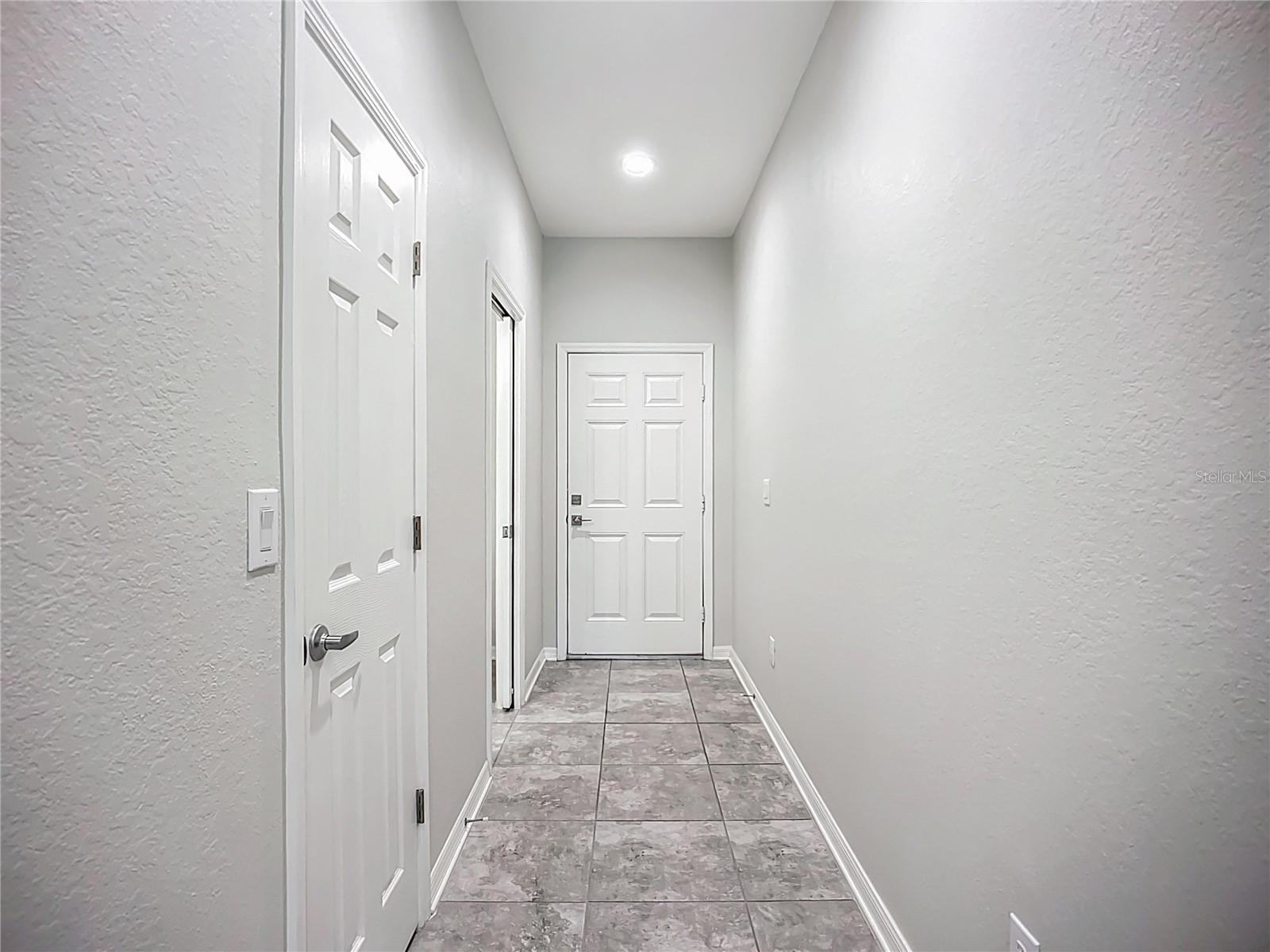 Image 4 of 40 For 1053 Grantham Drive