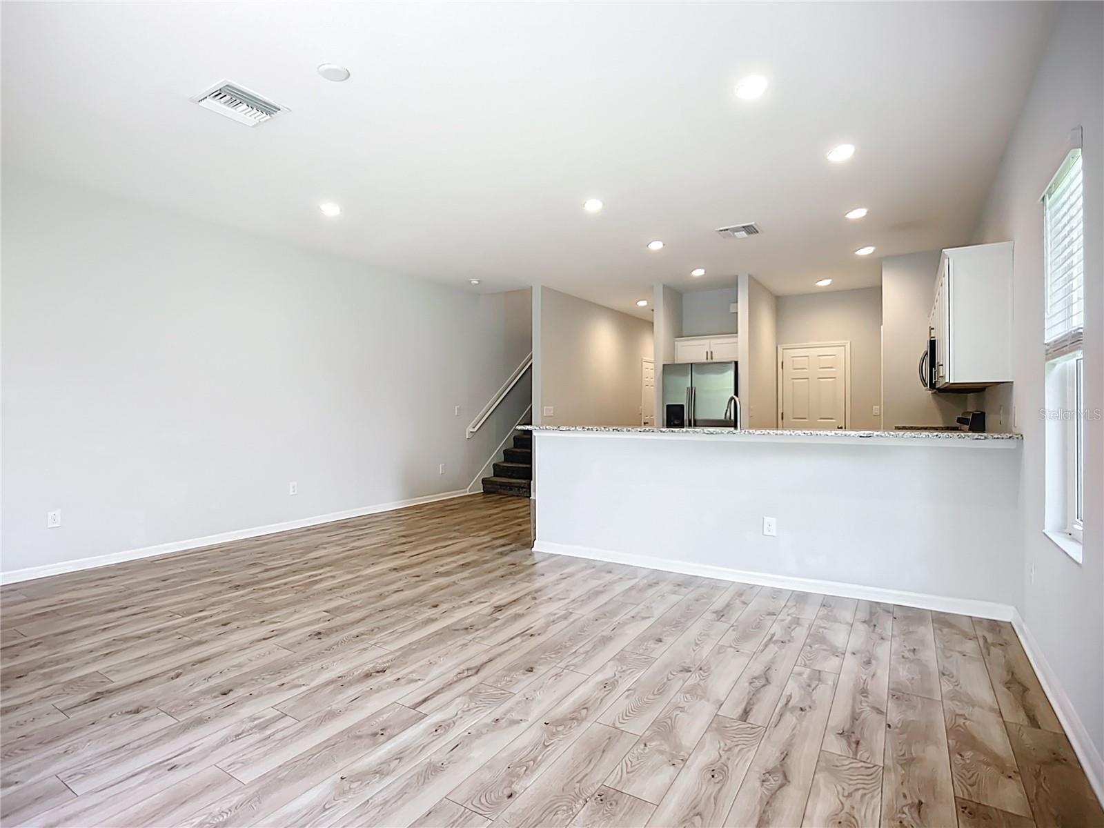 Image 9 of 40 For 1053 Grantham Drive