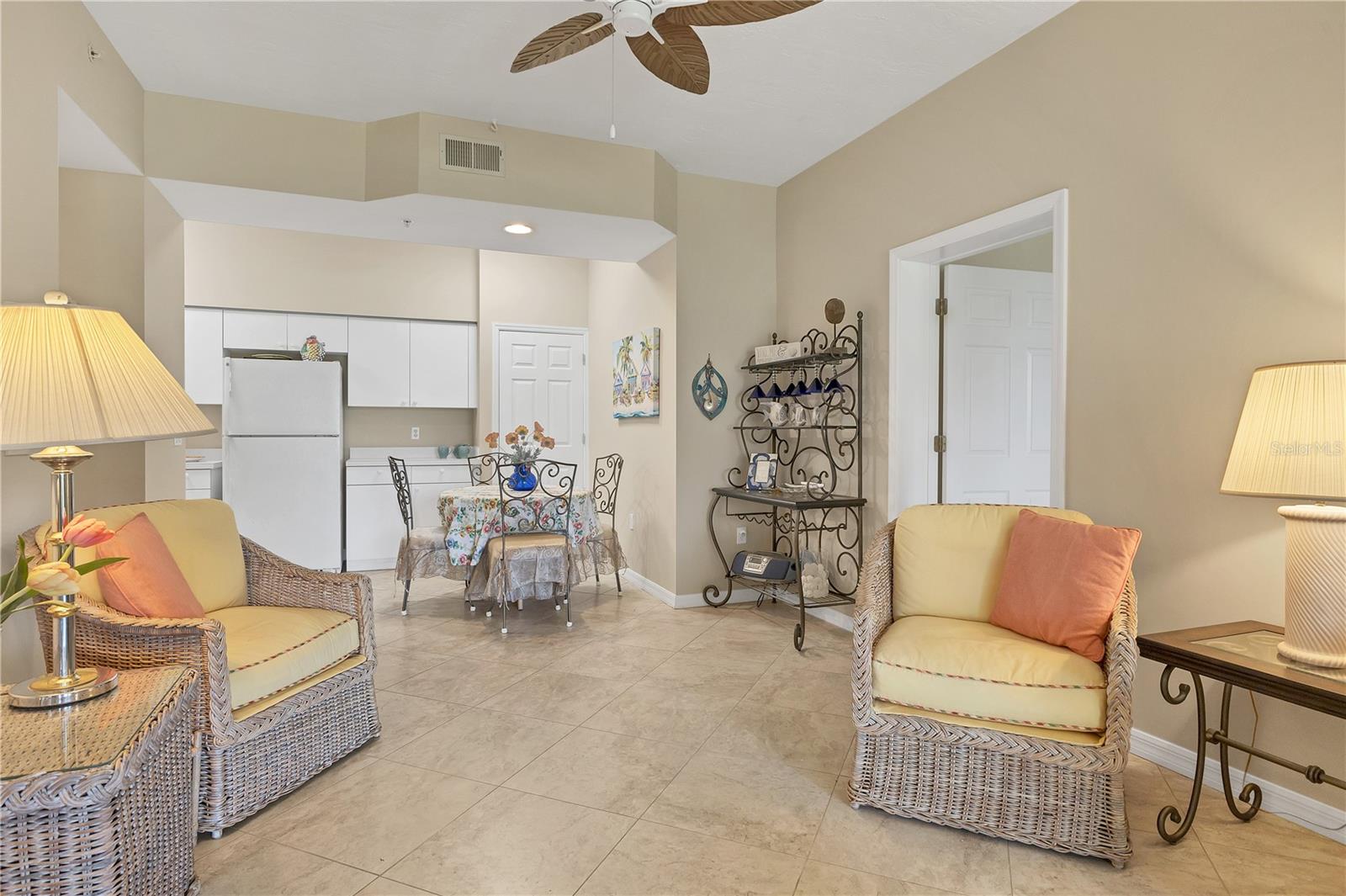 Image 11 of 29 For 4244 Central Sarasota Parkway 712