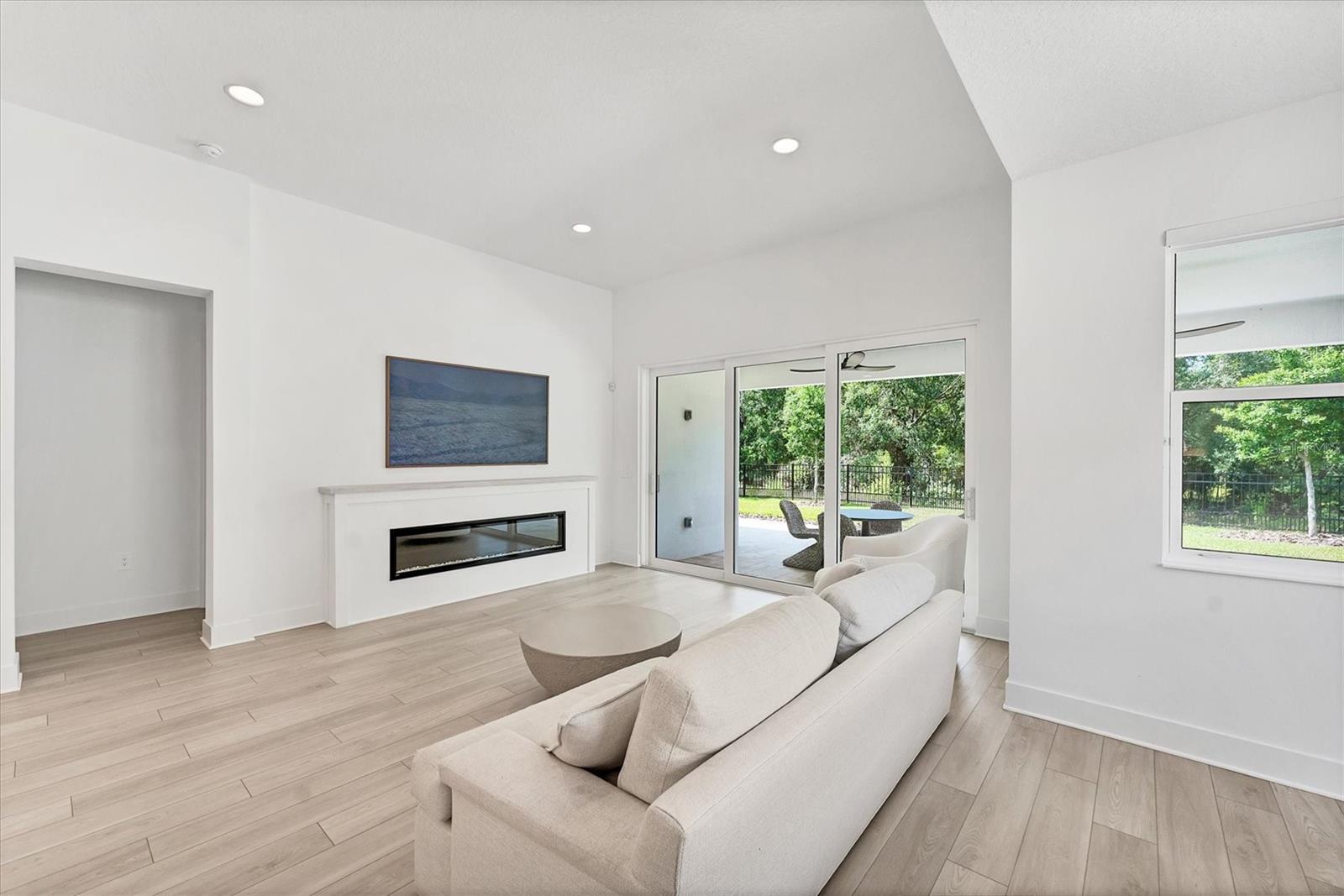 Image 3 of 97 For 8069 Tidal Pointe Way