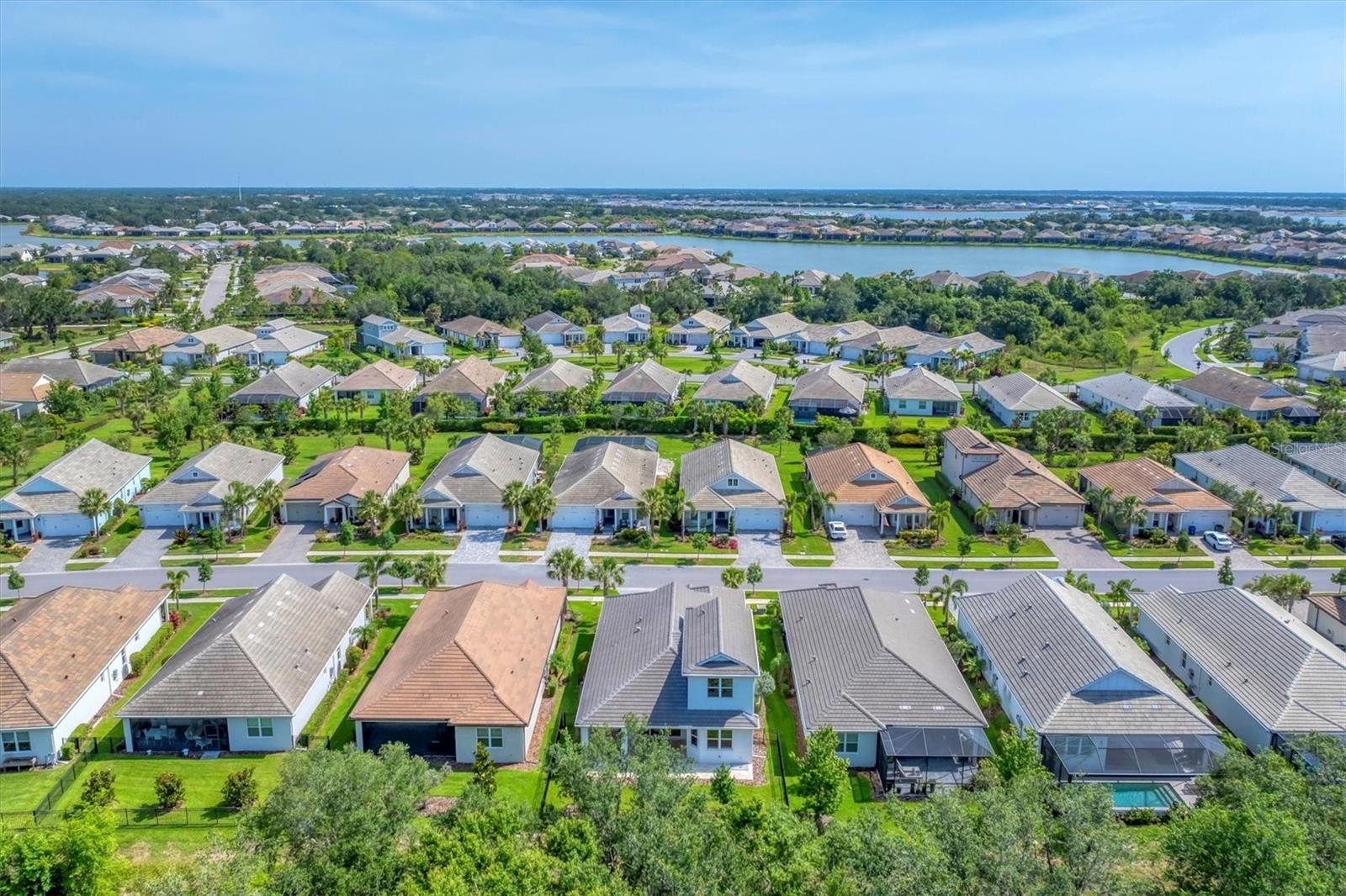 Image 43 of 97 For 8069 Tidal Pointe Way