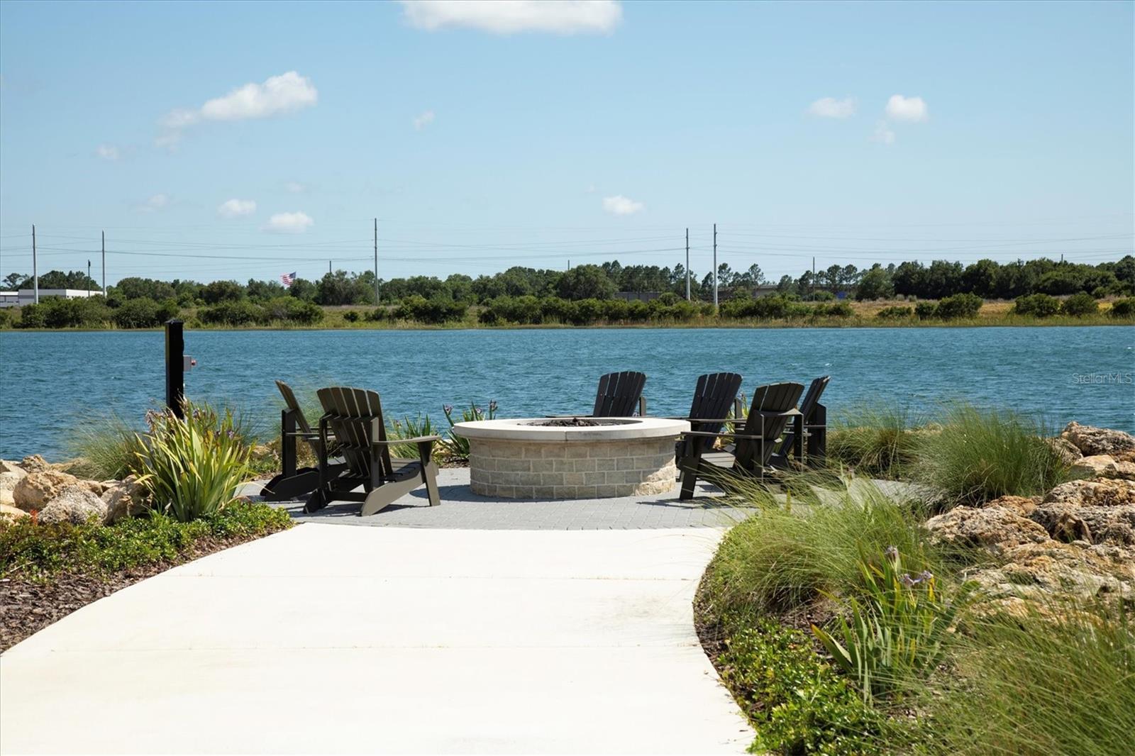 Image 74 of 97 For 8069 Tidal Pointe Way