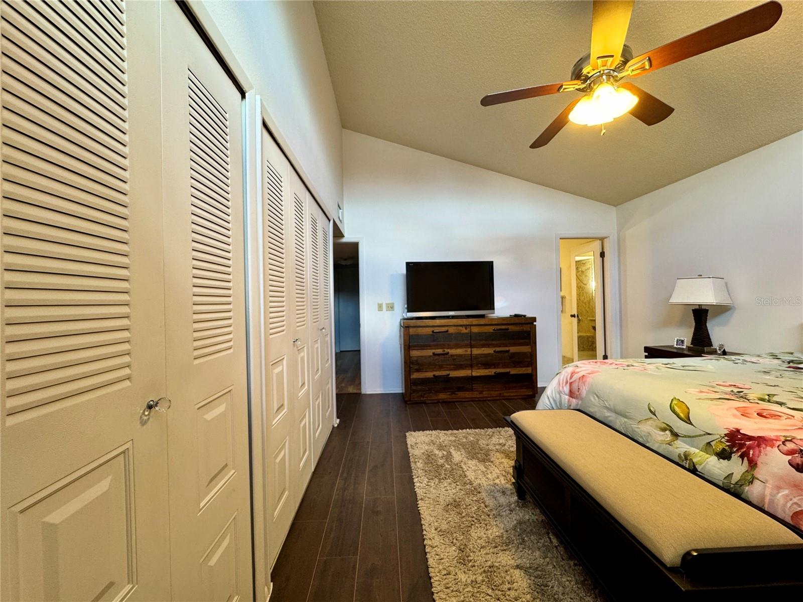 Image 18 of 39 For 5400 34th Street W H12