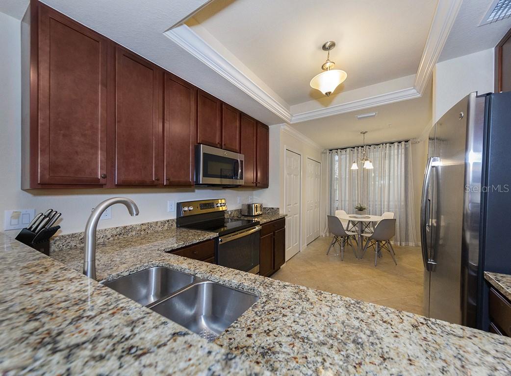 Image 13 of 60 For 5518 Palmer Circle 102
