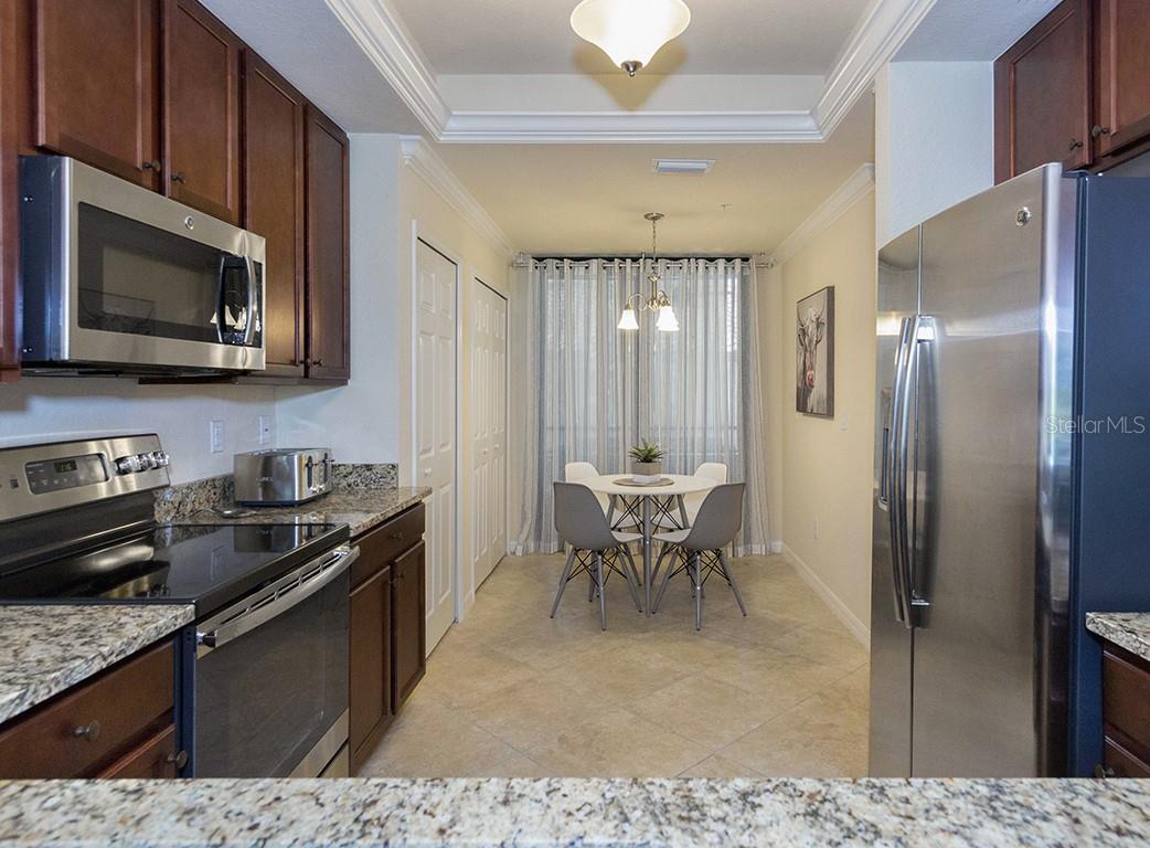 Image 15 of 60 For 5518 Palmer Circle 102