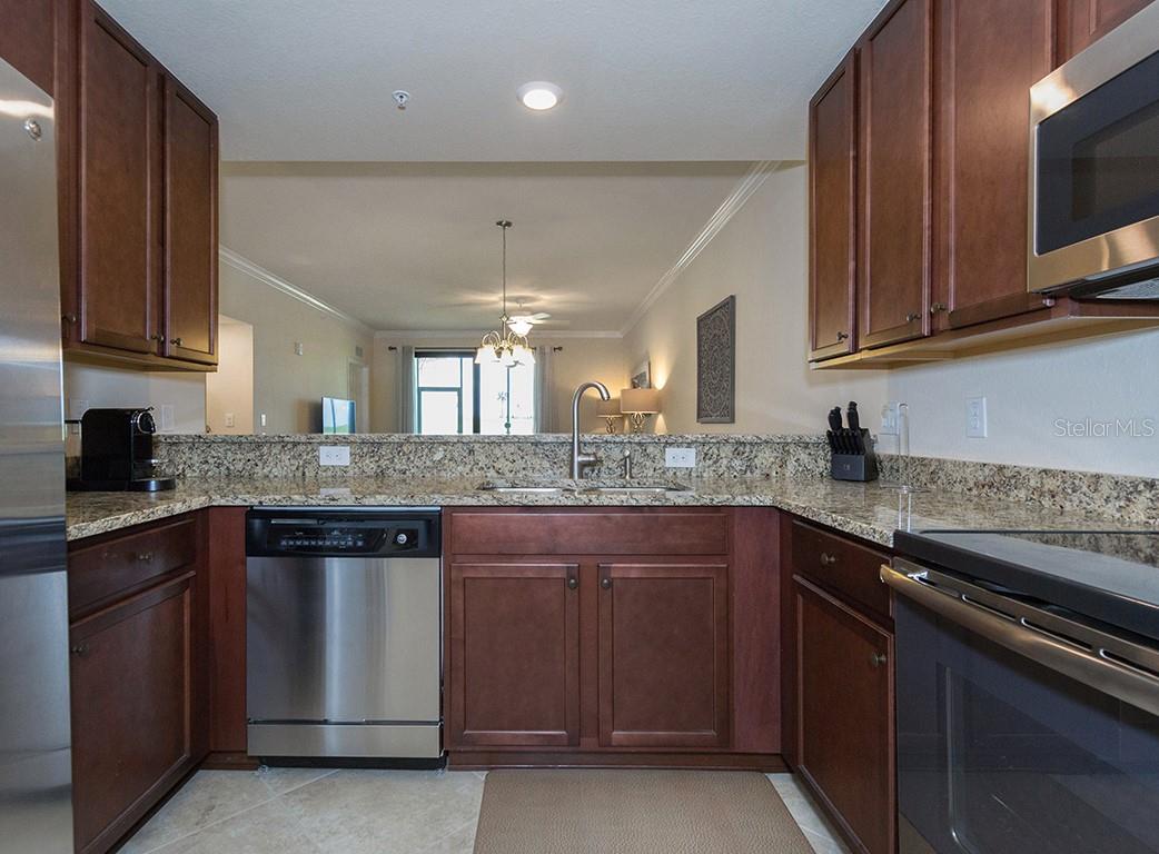 Image 16 of 60 For 5518 Palmer Circle 102