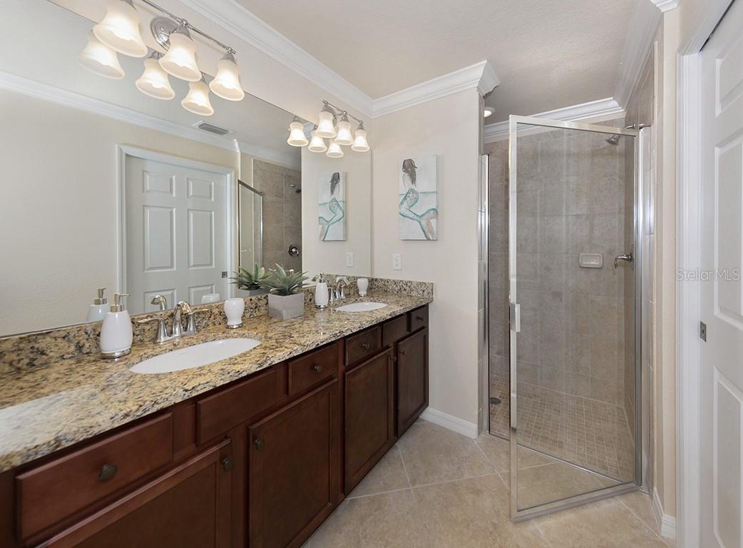 Image 21 of 60 For 5518 Palmer Circle 102
