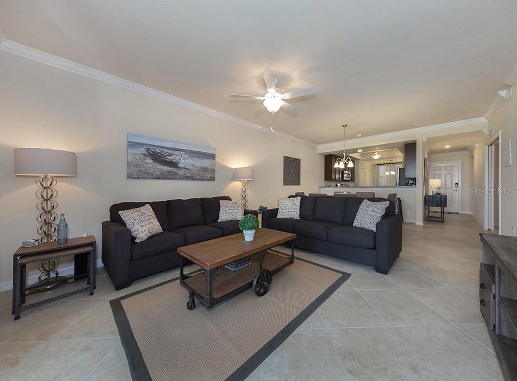 Image 3 of 60 For 5518 Palmer Circle 102