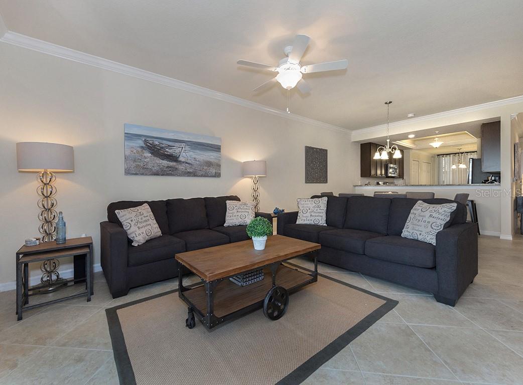 Image 4 of 60 For 5518 Palmer Circle 102