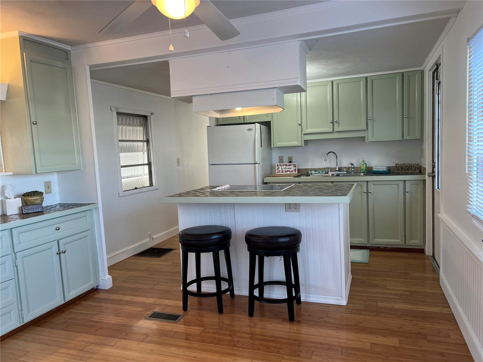 Image 12 of 42 For 3114 10th Street W