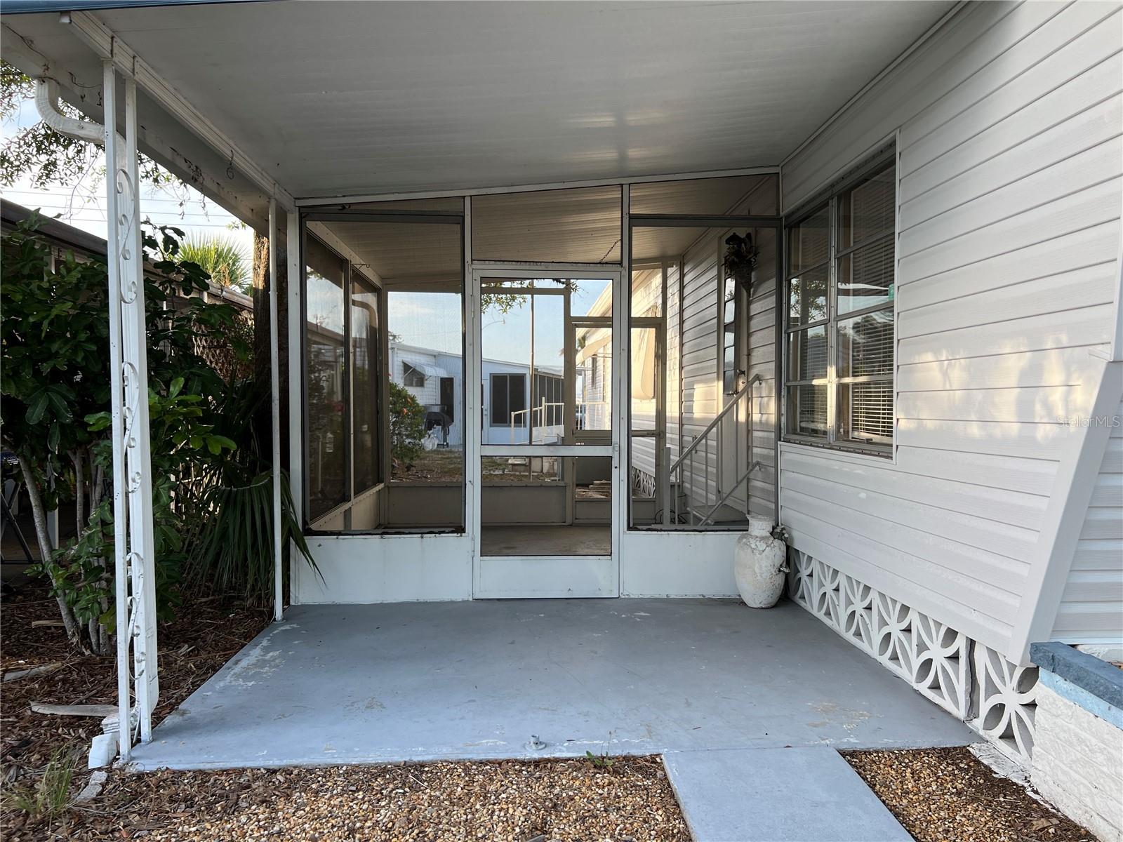 Image 27 of 42 For 3114 10th Street W