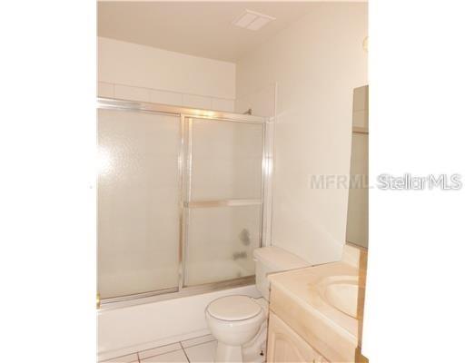 Image 4 of 6 For 2740 Hidden Lake Boulevard D