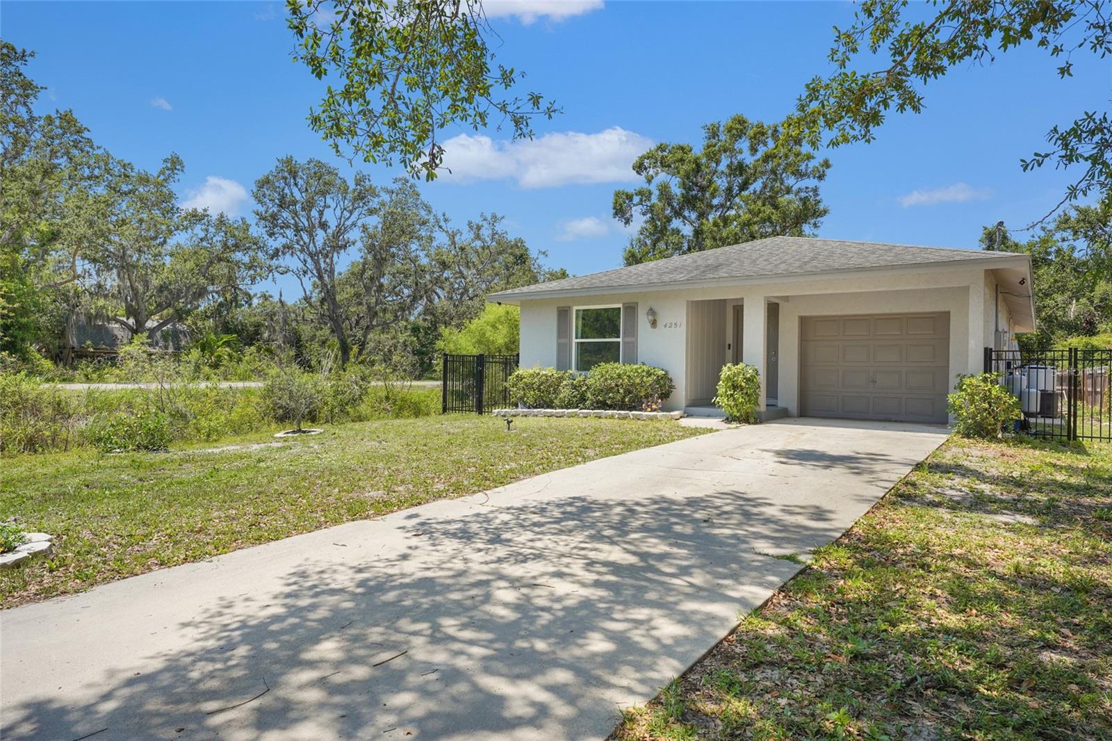 Image 6 of 49 For 4251 Austin Street