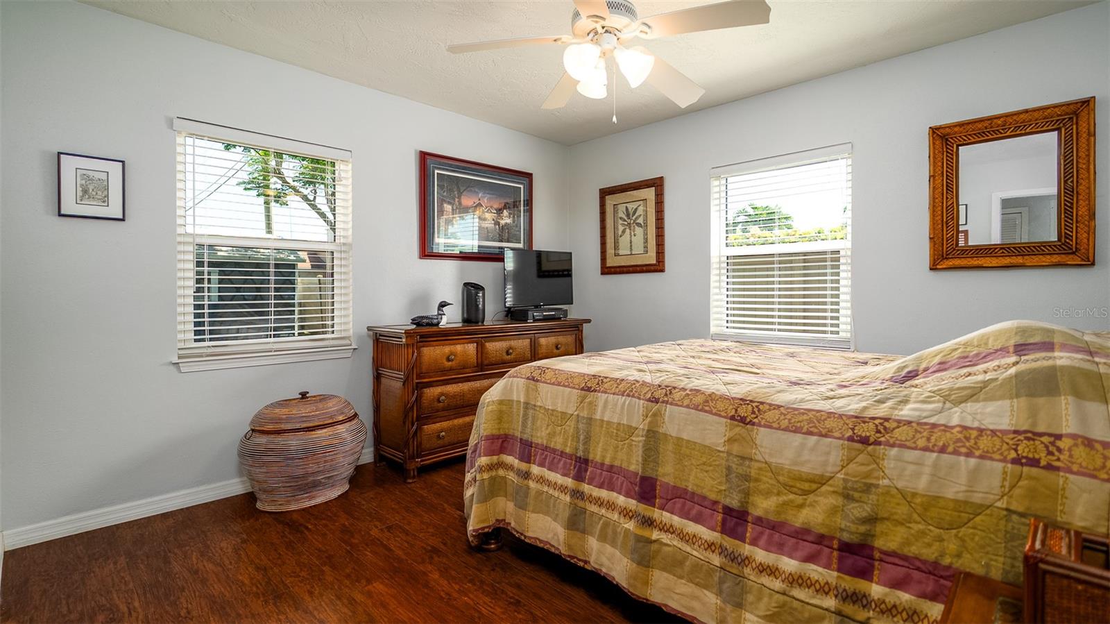 Image 12 of 30 For 4310 7th Avenue W