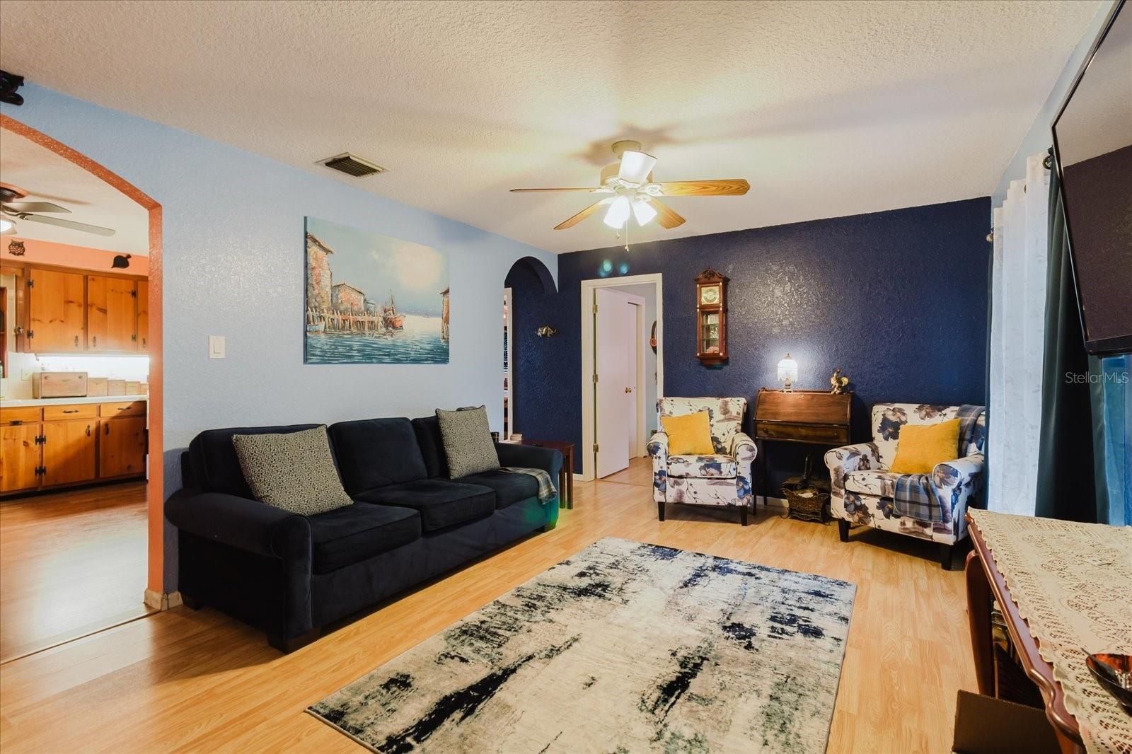 Image 10 of 36 For 4015 Asbury Place