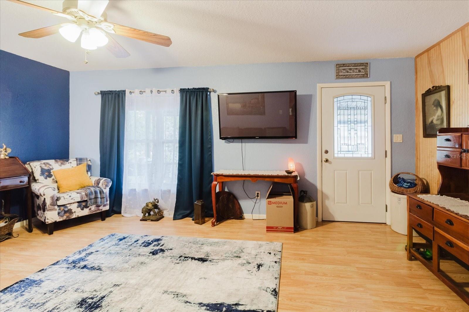 Image 8 of 36 For 4015 Asbury Place