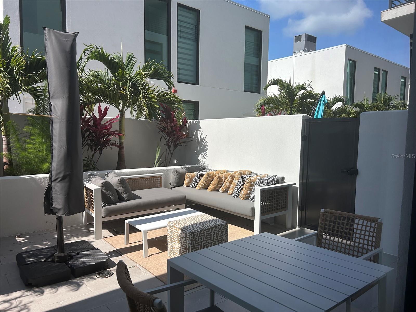 Image 24 of 35 For 1558 4th Street 208