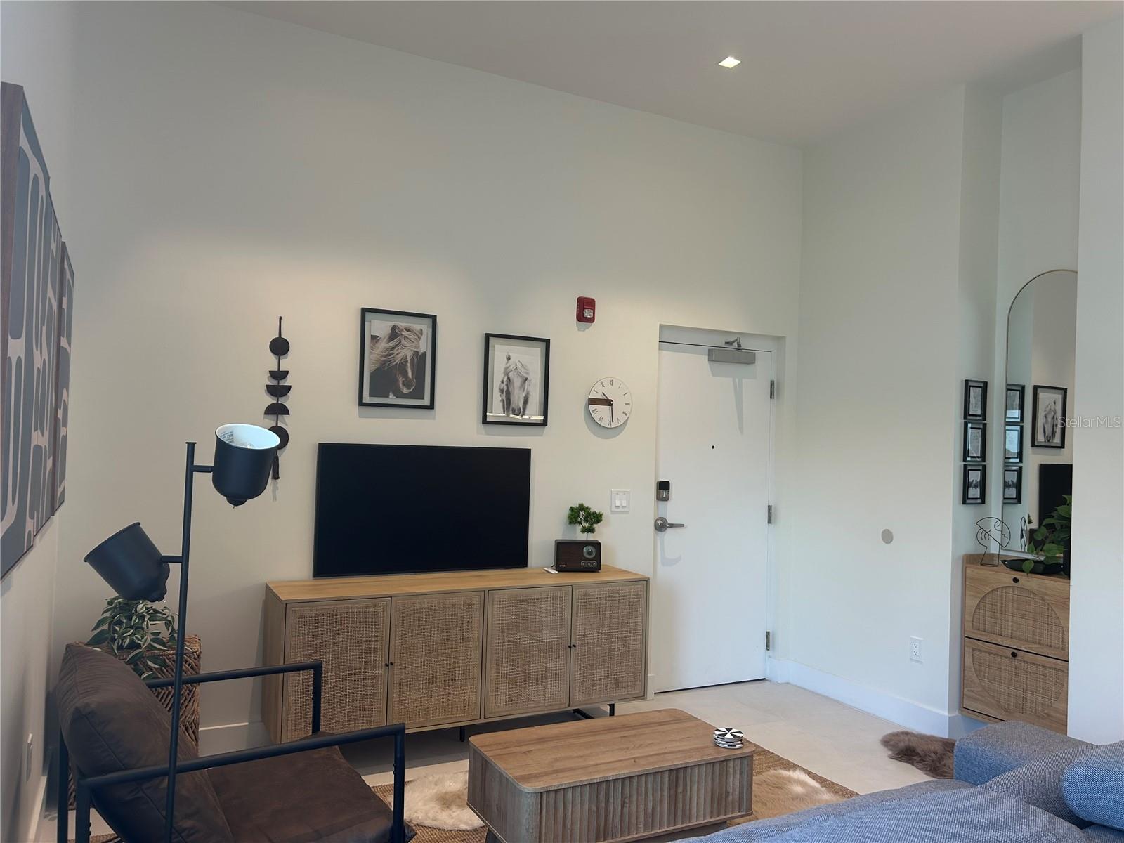 Image 5 of 35 For 1558 4th Street 208