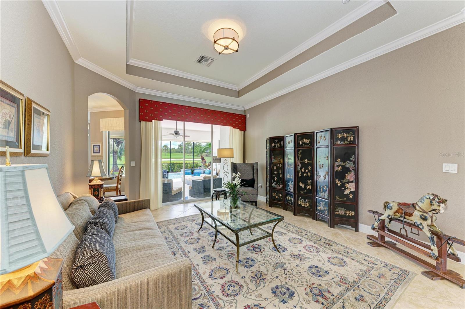 Image 10 of 35 For 8206 Heritage Grand Place