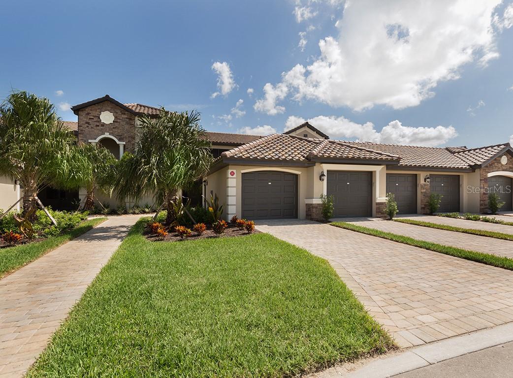 Image 28 of 60 For 5528 Palmer Circle 105