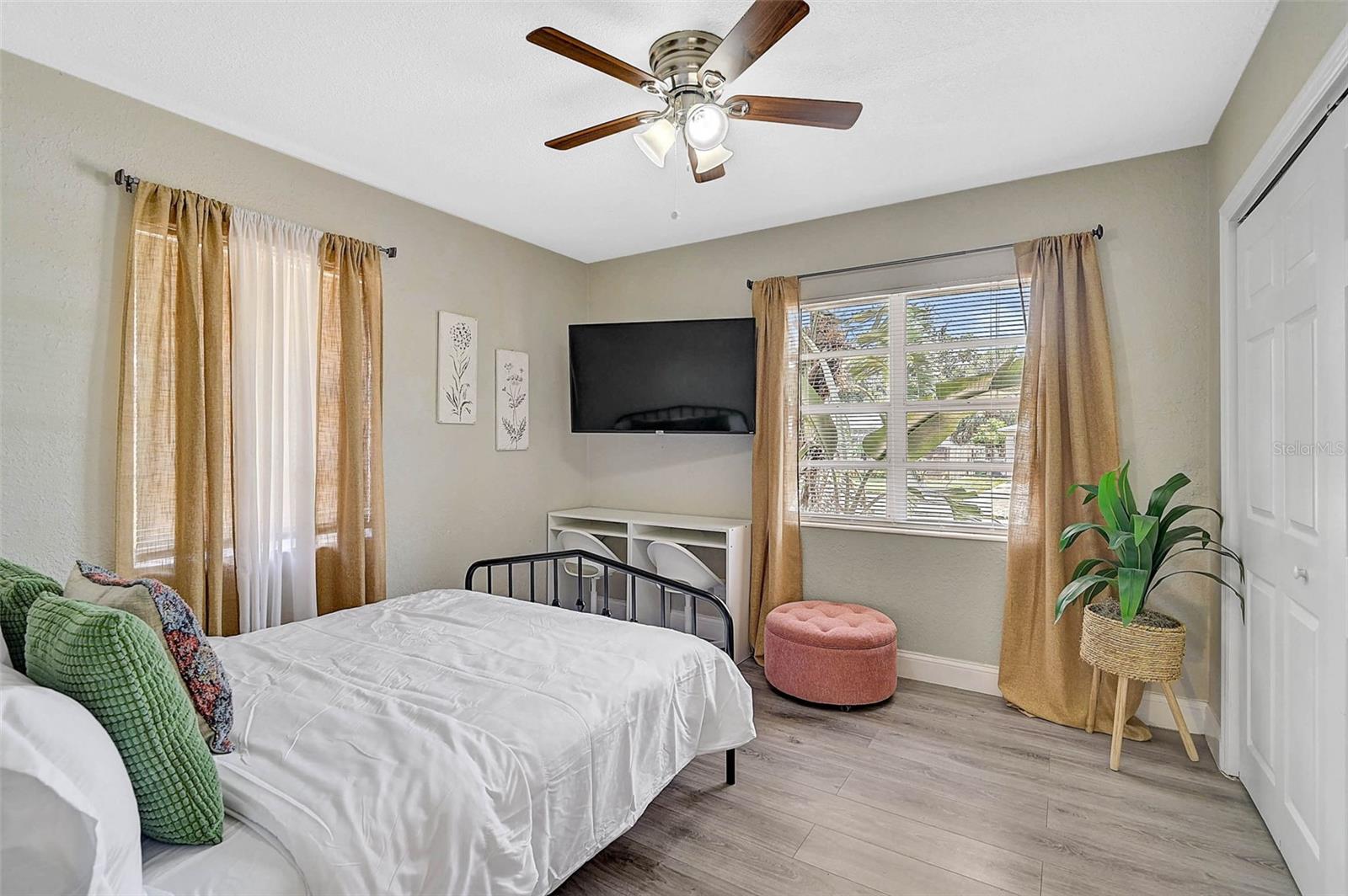 Listing photo id 17 for 1217 Ellicott Street