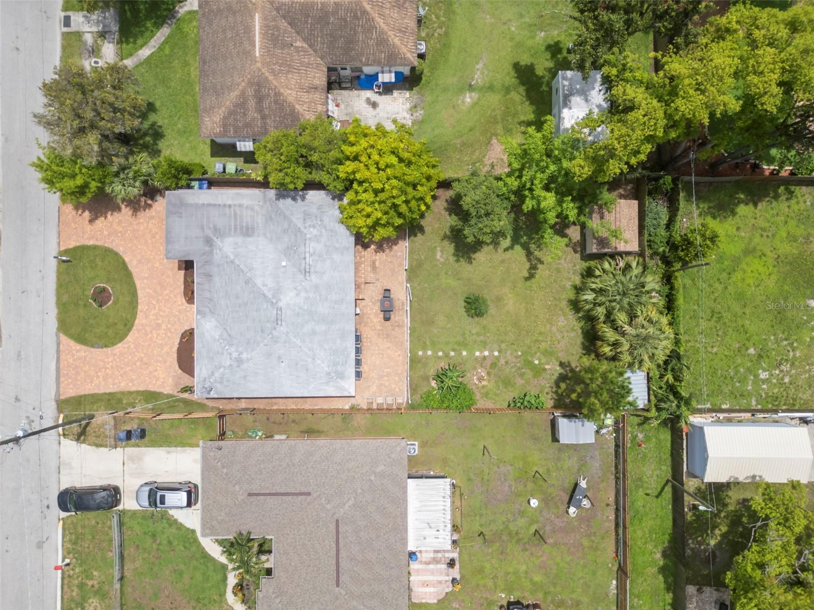 Listing photo id 24 for 1217 Ellicott Street