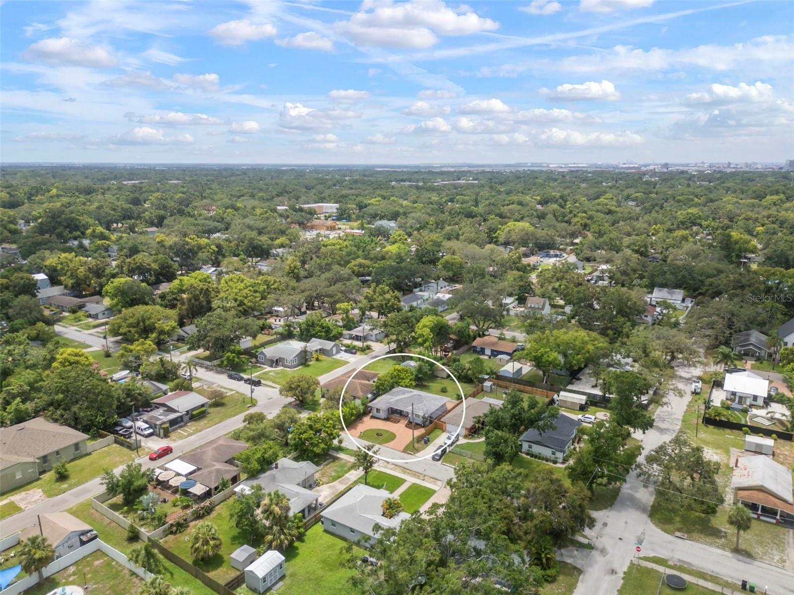 Listing photo id 26 for 1217 Ellicott Street