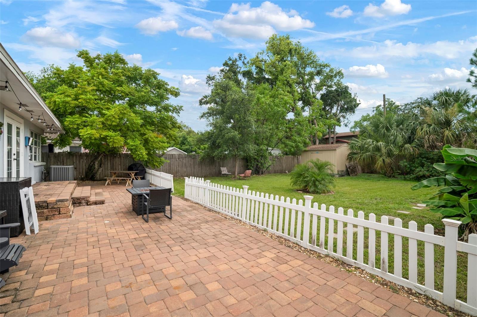 Listing photo id 31 for 1217 Ellicott Street