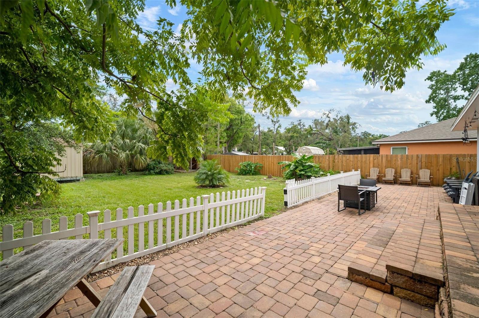 Listing photo id 32 for 1217 Ellicott Street