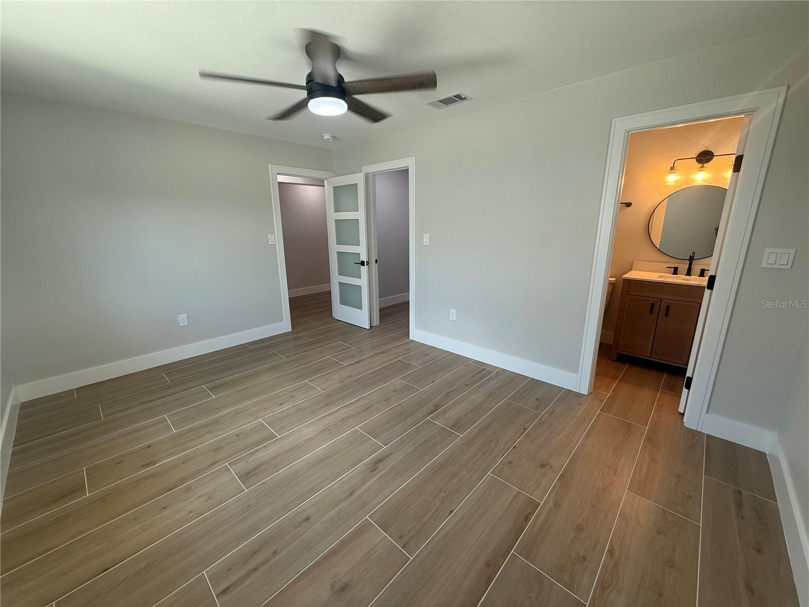 Image 26 of 43 For 808 25th Avenue W