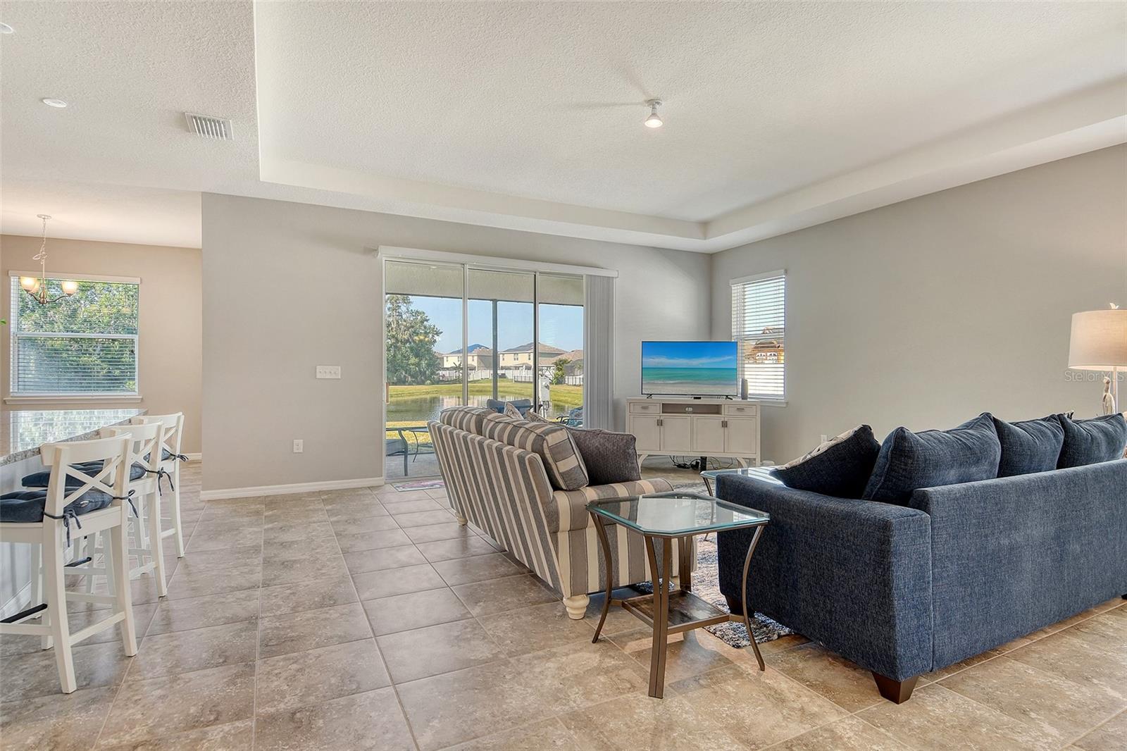Image 10 of 74 For 364 Grande Vista Boulevard