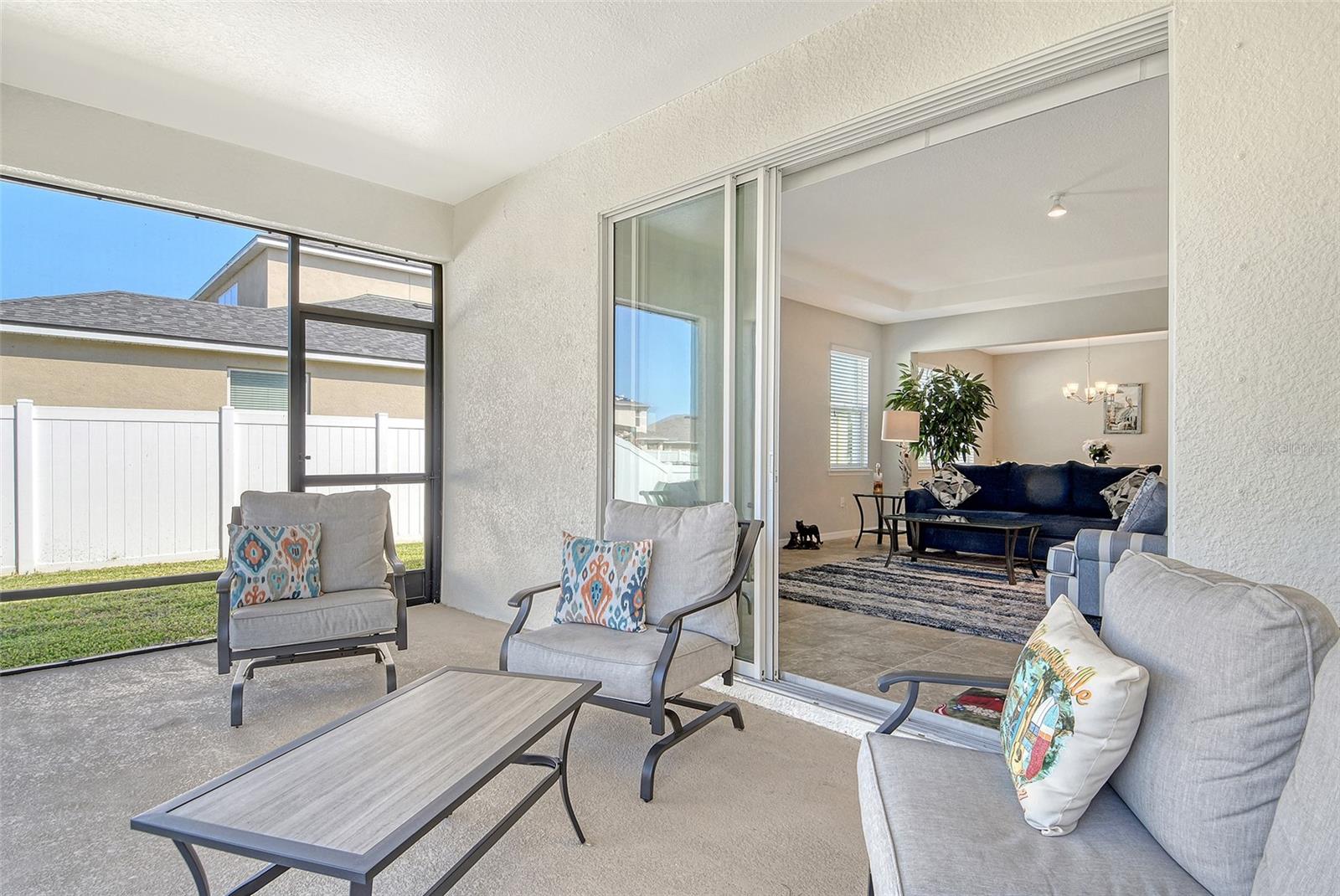 Image 15 of 74 For 364 Grande Vista Boulevard