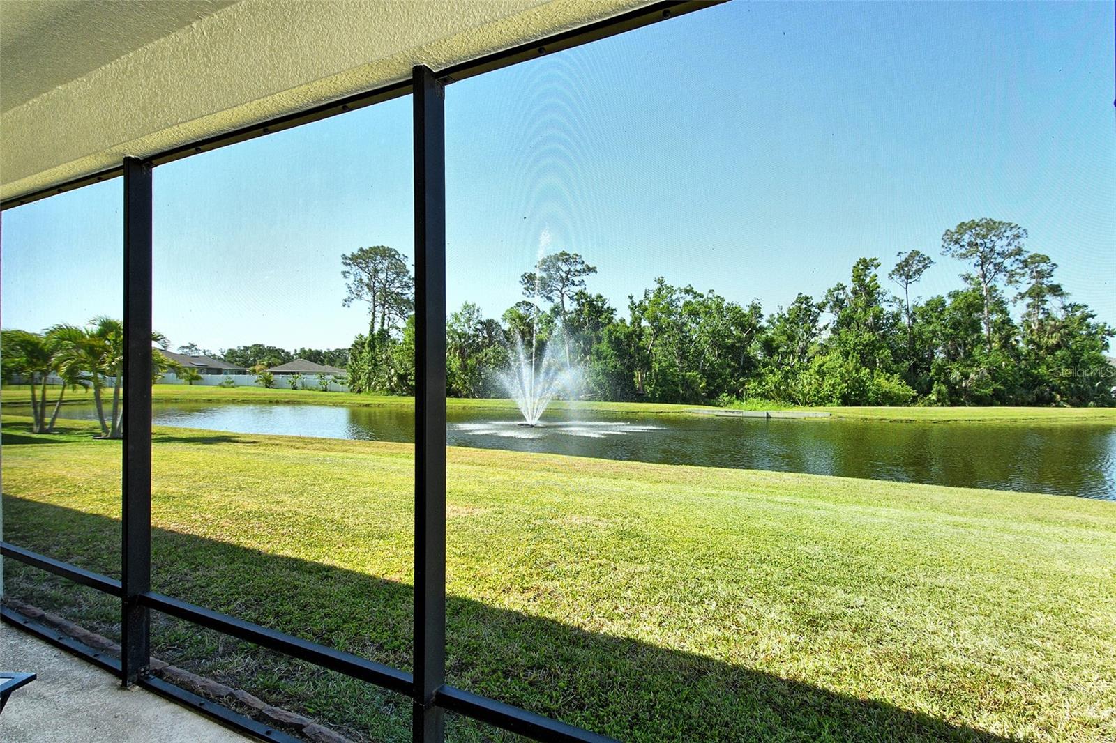 Image 17 of 74 For 364 Grande Vista Boulevard