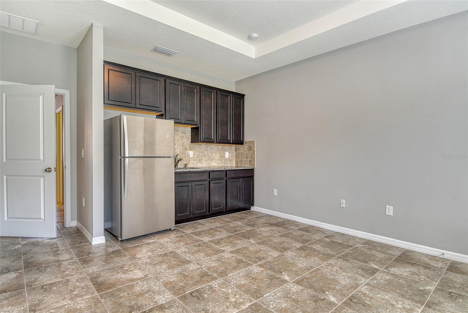 Image 43 of 74 For 364 Grande Vista Boulevard