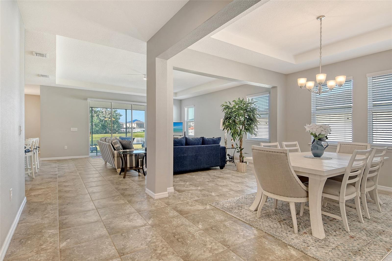 Image 7 of 74 For 364 Grande Vista Boulevard