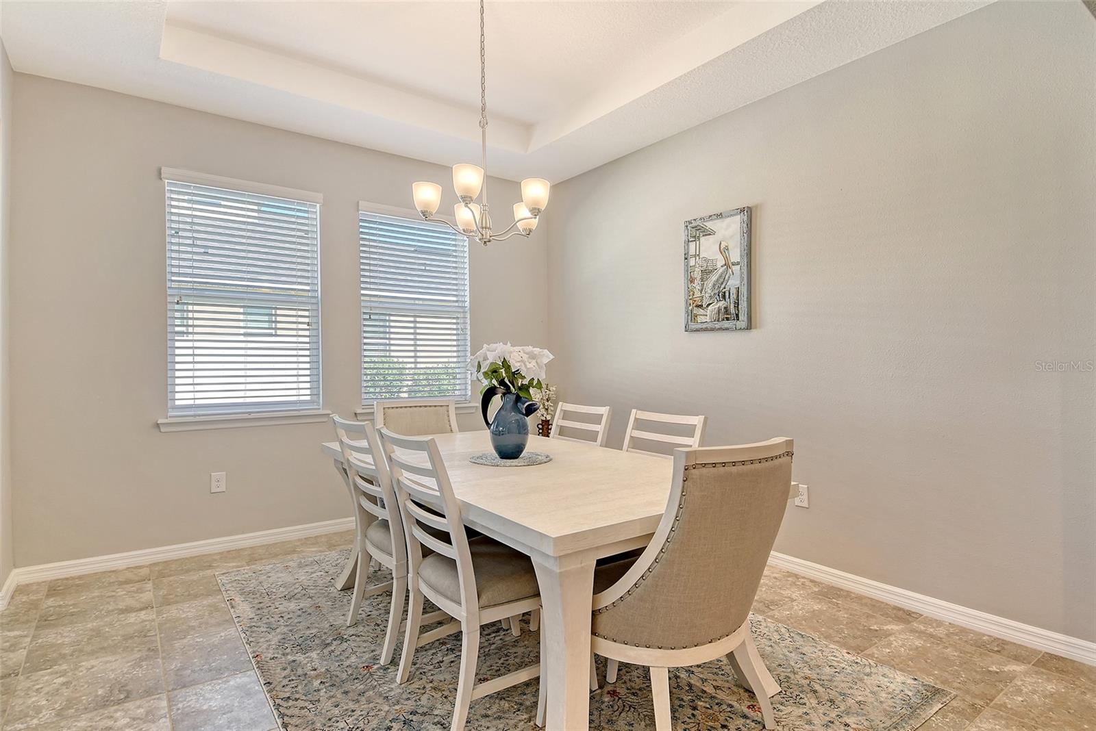 Image 8 of 74 For 364 Grande Vista Boulevard