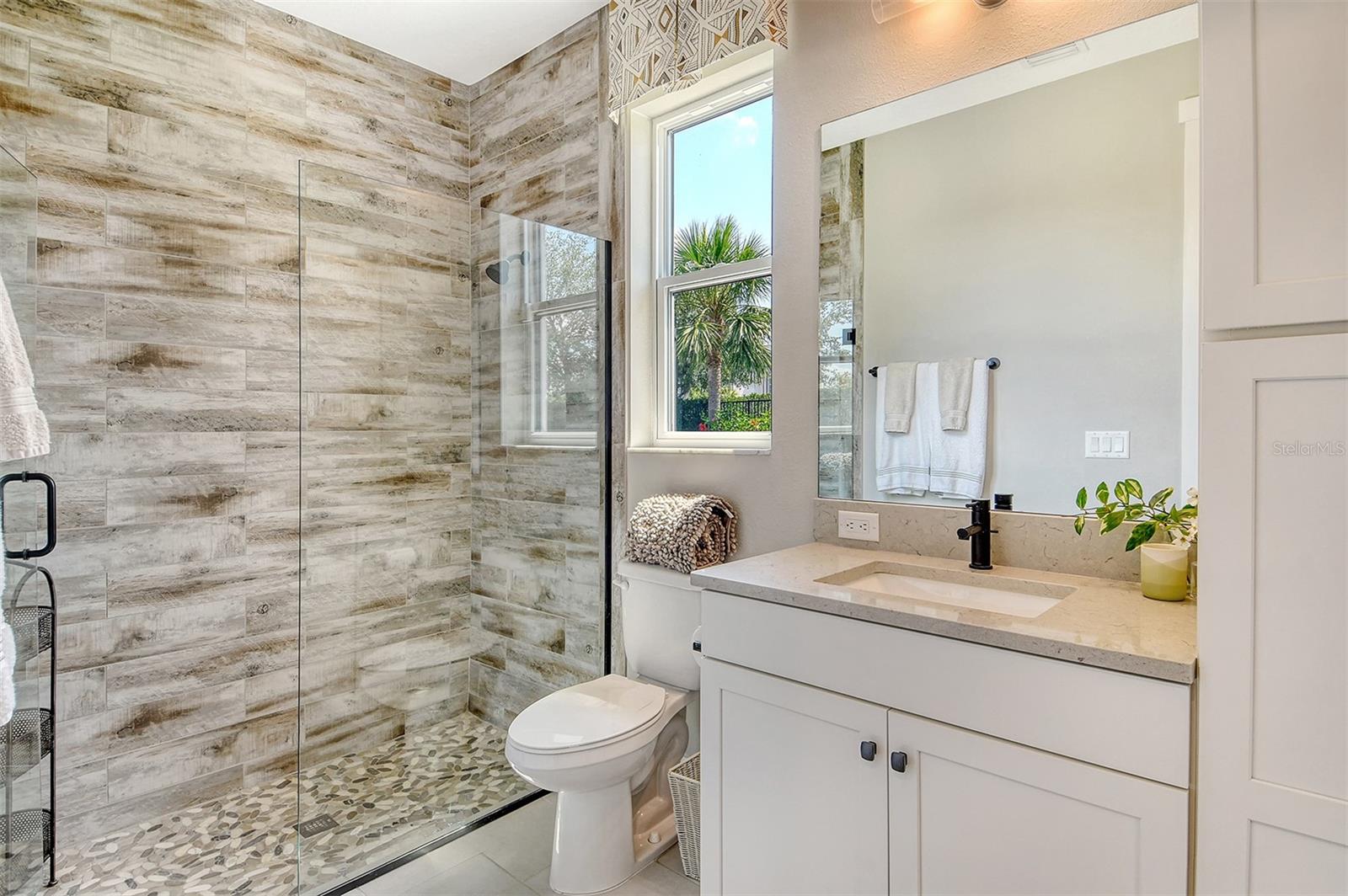 Image 23 of 61 For 1919 Woodleaf Hammock Court
