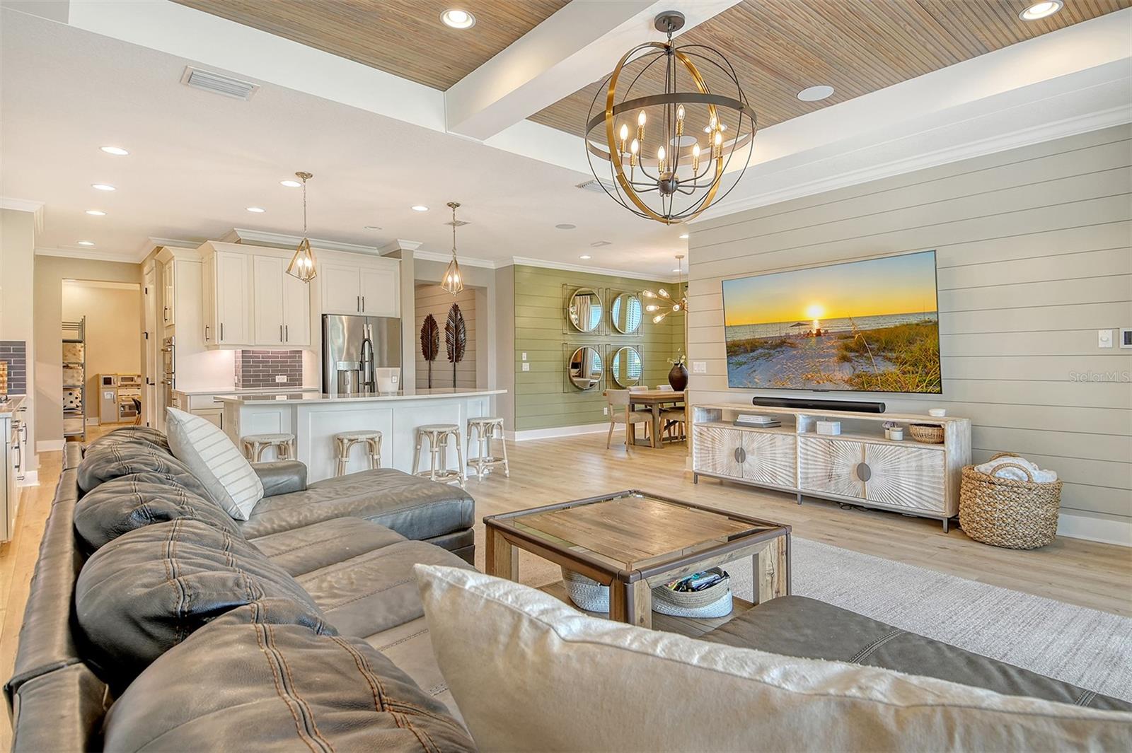 Image 7 of 61 For 1919 Woodleaf Hammock Court