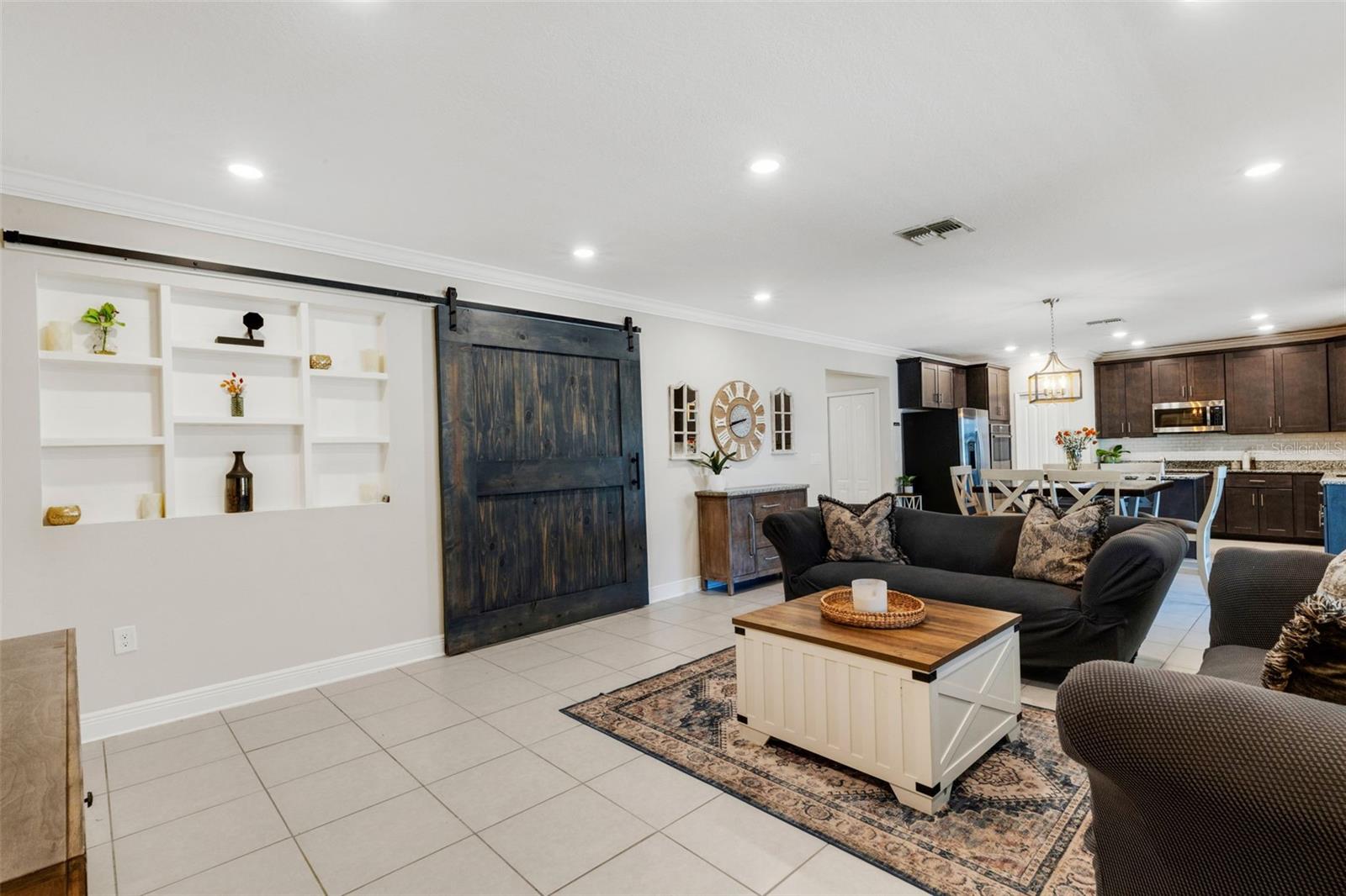 Image 18 of 48 For 2332 Mizner Bay Avenue