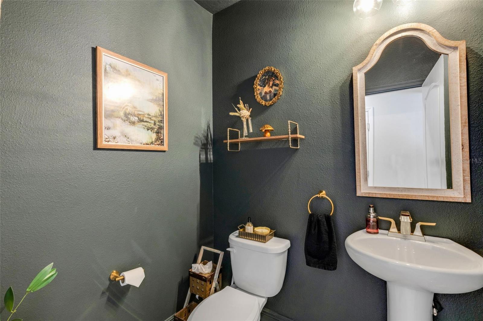 Image 22 of 48 For 2332 Mizner Bay Avenue
