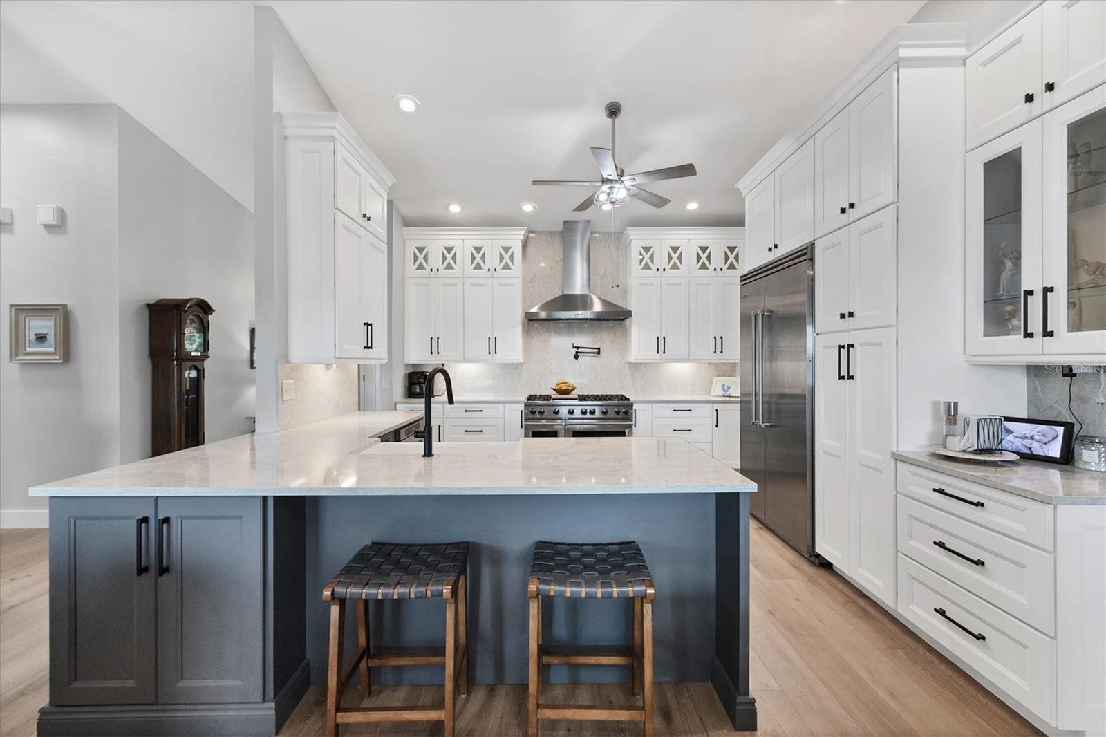 Image 15 of 69 For 4844 14th Avenue E