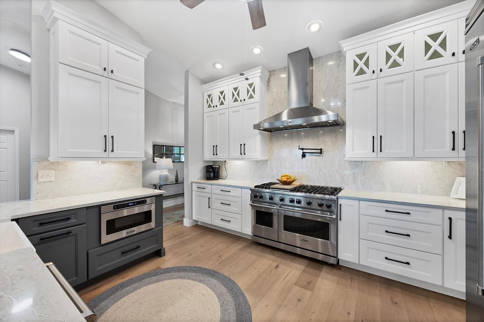 Image 18 of 69 For 4844 14th Avenue E