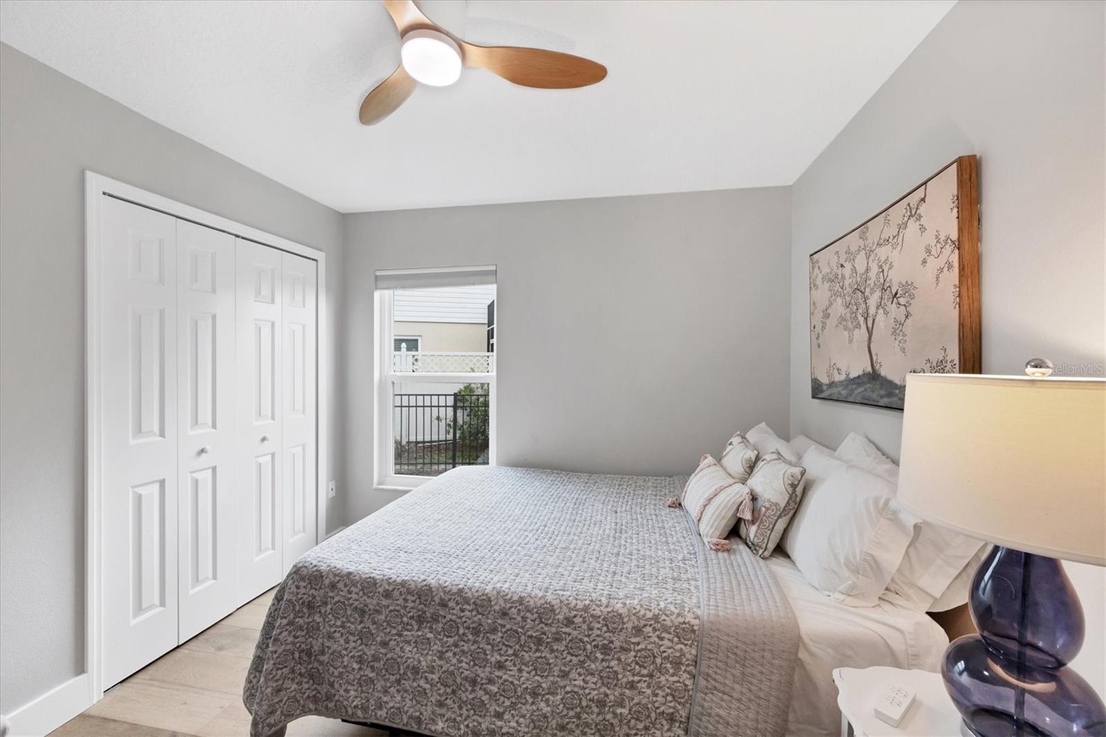 Image 33 of 69 For 4844 14th Avenue E