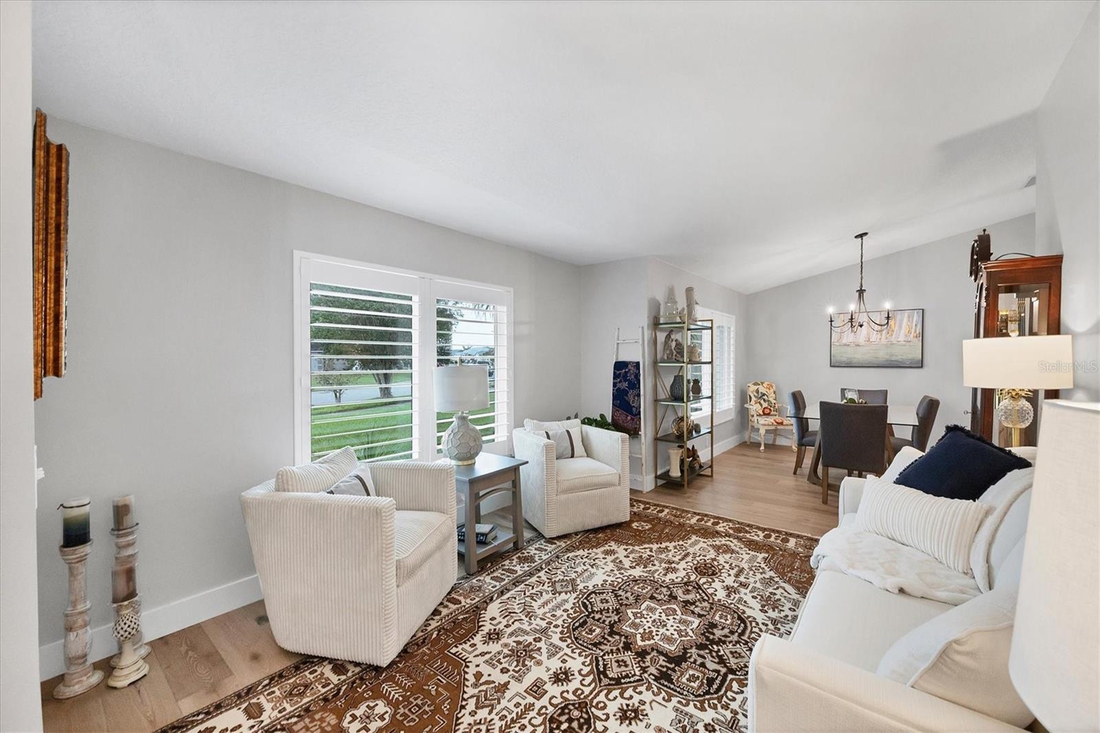 Image 9 of 69 For 4844 14th Avenue E