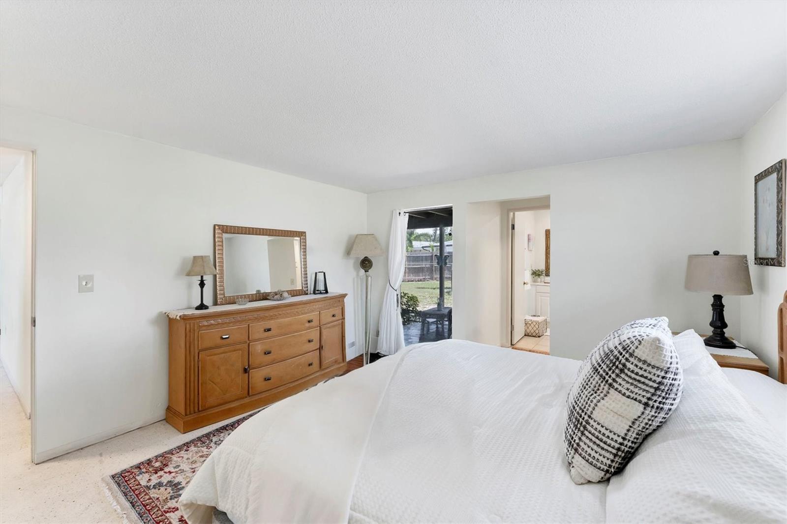 Image 13 of 22 For 4535 Maceachen Boulevard